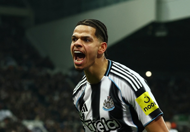 AG体育-替补神兵！奥苏拉16场英超267分钟进2球，为对阵曼联、利物浦打进